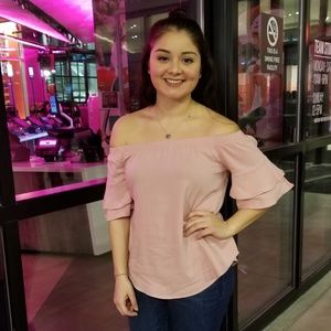 Meet your Posher, Izel